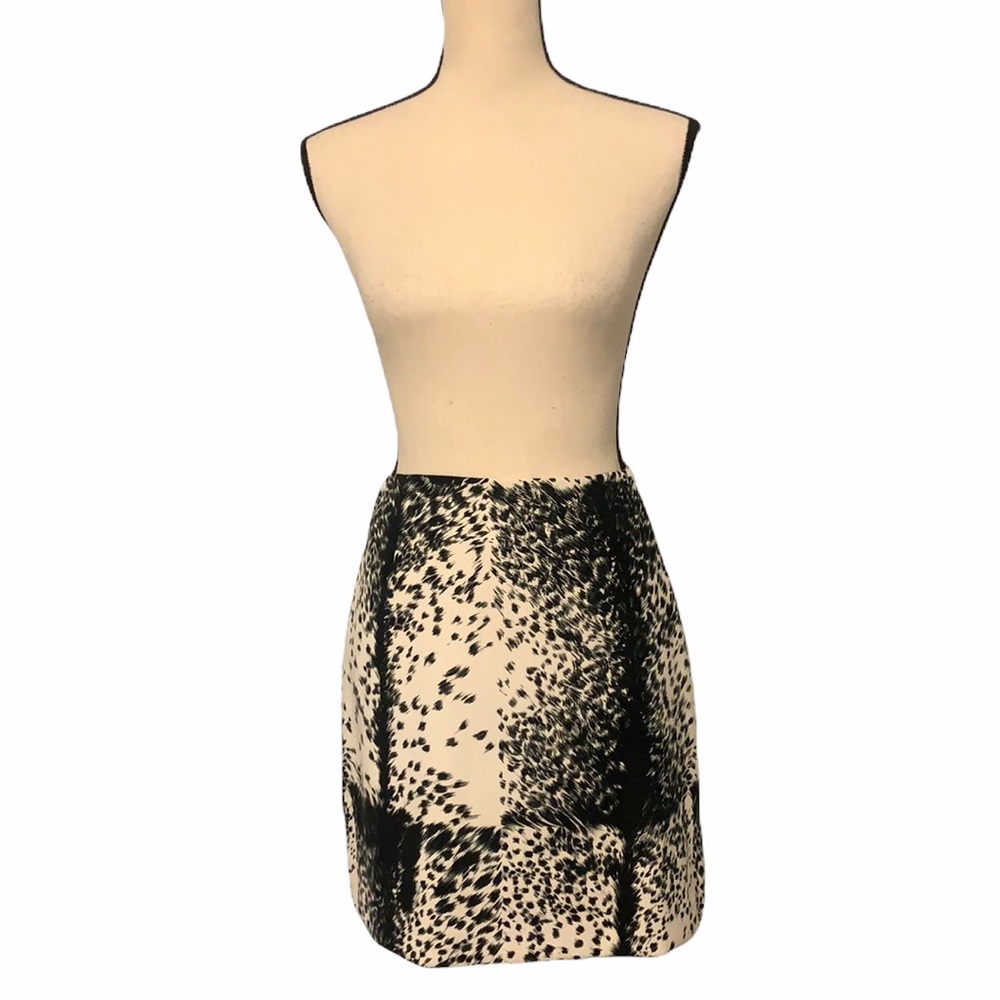 Alberto Makali Off-White Animal Print Mini Pencil Skirt Size 4
